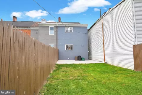 124 E Chestnut St, Hanover, PA 17331 photo 37