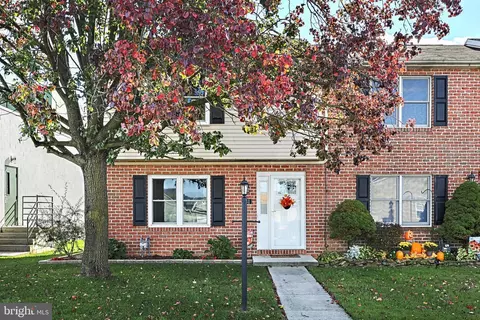 431 Ridge Ave, Hanover, PA 17331
