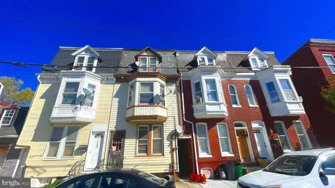 121 N Penn St, York, PA 17401