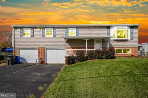 2655 Emig Mill Rd, Dover, PA 17315