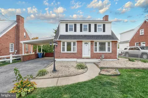 1426 Whiteford Rd, York, PA 17402