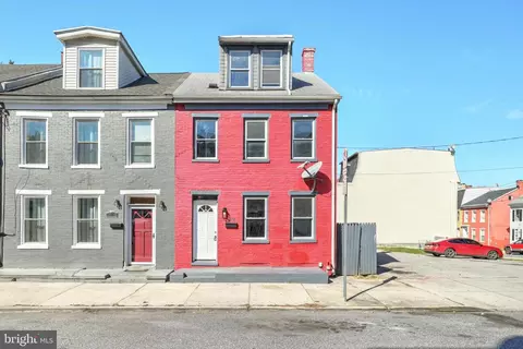 49 E South St, York, PA 17401