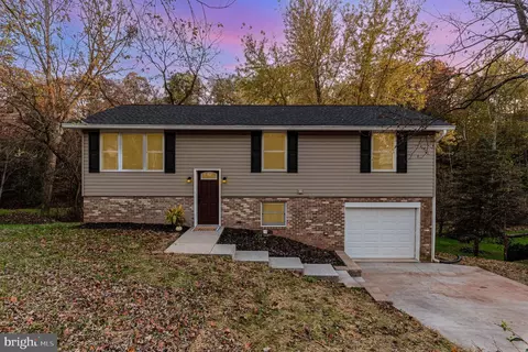 20 Bald Cypress Cir, Etters, PA 17319