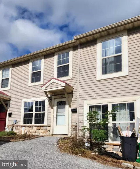 209 E 5th Ave, York, PA 17404