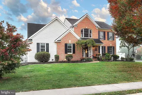 2356 Addison Ct, York, PA 17404