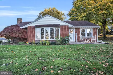 716 Harrisburg Pike, Dillsburg, PA 17019