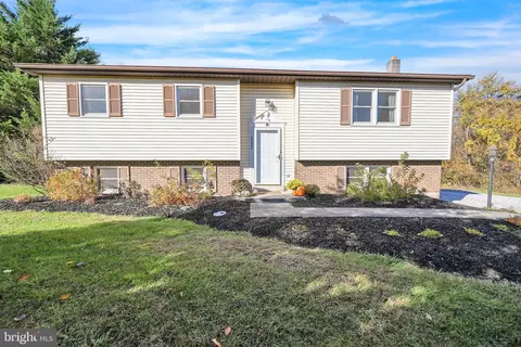 2025 Valley Green Rd, Etters, PA 17319