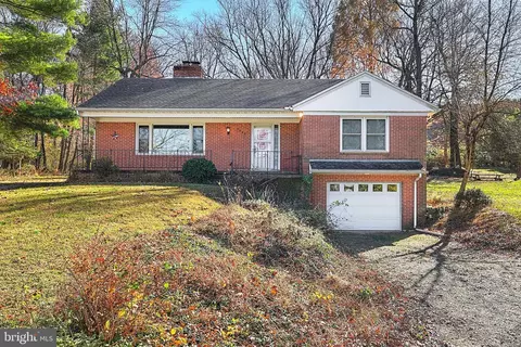 3648 Druck Valley Rd, York, PA 17406