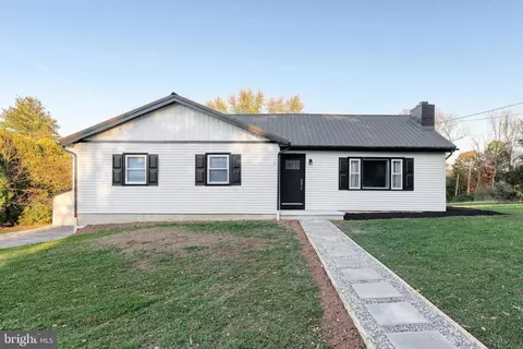 1425 Conewago Creek Rd, Manchester, PA 17345