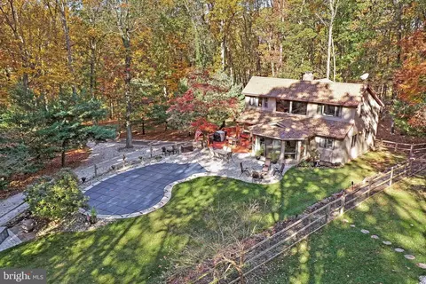 6461 Crone Rd, Dover, PA 17315