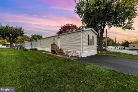 4550 Bull Rd #16, Dover, PA 17315