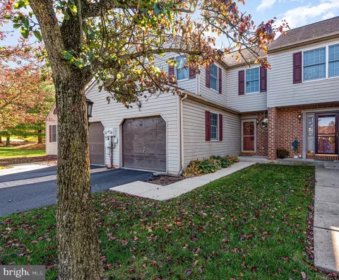 34 Alfred Dr, Lewisberry, PA 17339