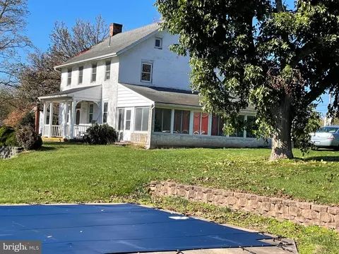 196 Lost Hollow Rd, Dillsburg, PA 17019