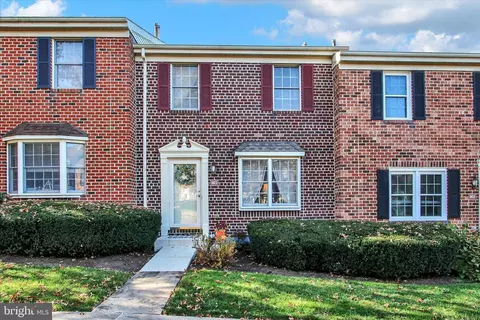 1102 Chambers Rdg #1102, York, PA 17402