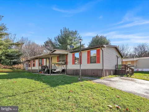 85 Shawna Ave, York, PA 17402