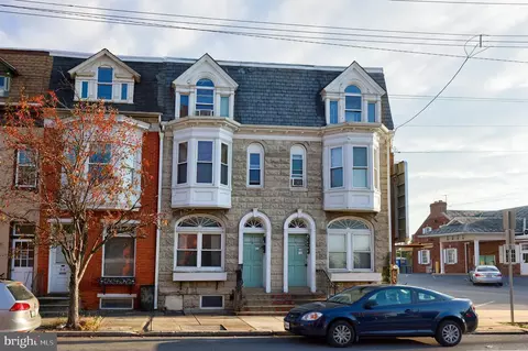 814-816 E Market St, York, PA 17403