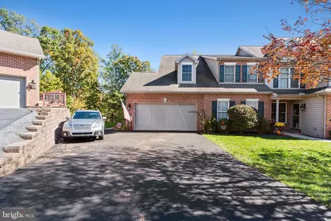174 Red Haven Rd, New Cumberland, PA 17070