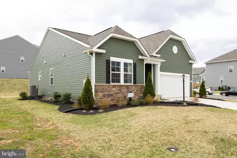 521 Benjamin Rd, Hanover, PA 17331