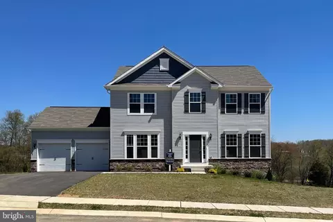 18014 Dave Anne Cir, Stewartstown, PA 17363