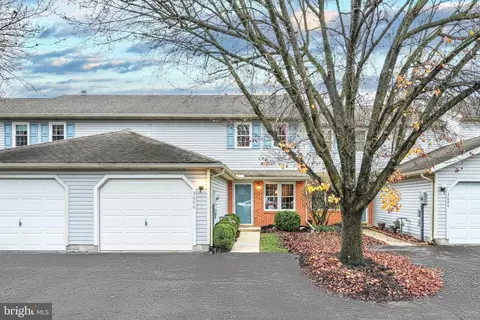 3606 Pleasant Valley Rd, York, PA 17406
