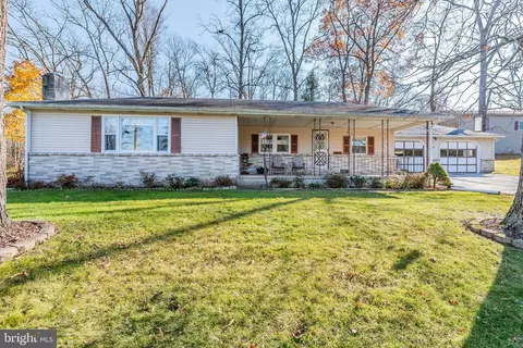 230 Quaker Meeting Rd, Wellsville, PA 17365