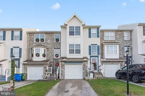 153 Zachary Dr, Hanover, PA 17331