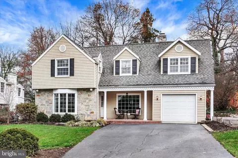 1317 Sleepyhollow Rd, York, PA 17403
