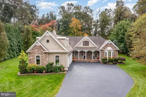 6520 Orefield Rd, Spring Grove, PA 17362