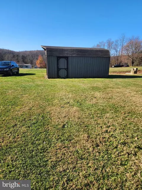 7 Dexter Dr, Windsor, PA 17366 photo 8