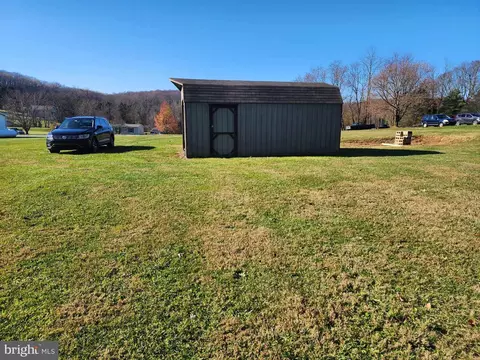 7 Dexter Dr, Windsor, PA 17366 photo 7