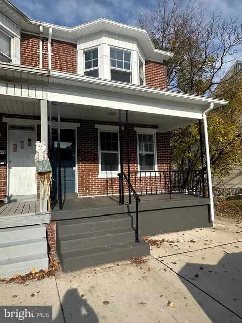 1039 E Philadelphia St, York, PA 17403