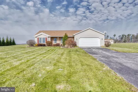 1389 Main St, New Park, PA 17352