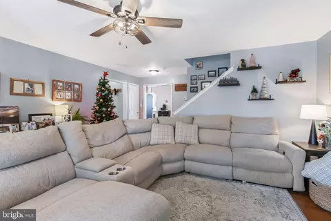 475 Thomas Armor Dr, Windsor, PA 17366 photo 5