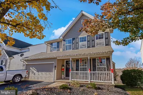 475 Thomas Armor Dr, Windsor, PA 17366