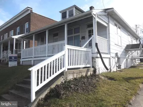 1588 W King St, York, PA 17404
