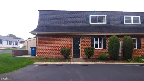 49 Glenview Cir #49, Dillsburg, PA 17019