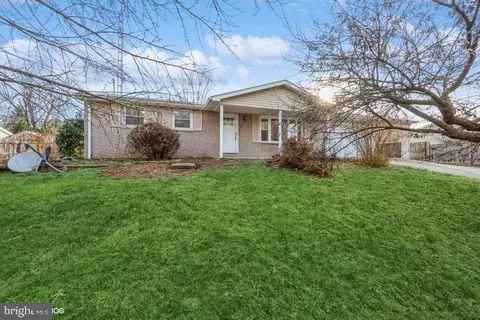 835 Bowers Bridge Rd, Manchester, PA 17345