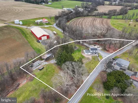 347 Stricklers School Rd, Hellam, PA 17406