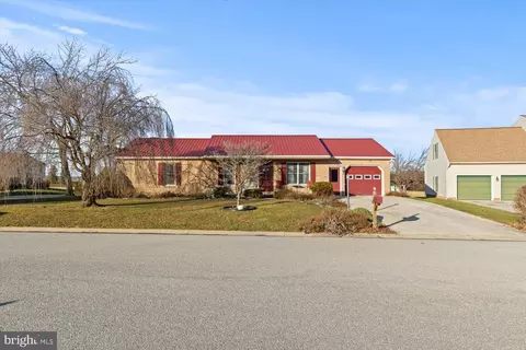 6 Ashly Ct, Hanover, PA 17331