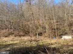 519 Oak Hollow Rd, Red Lion, PA 17356