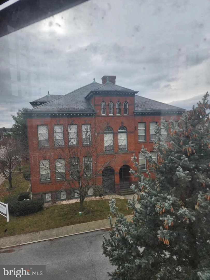 200 E Walnut St, Hanover, PA 17331 photo 117
