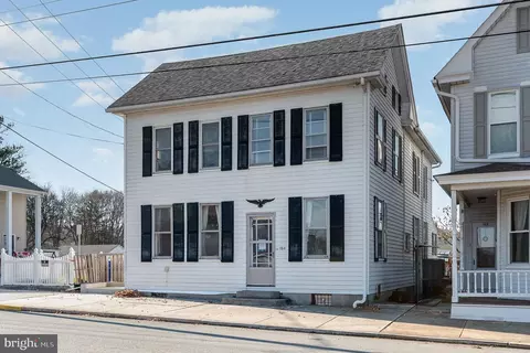 164 S Baltimore St, Dillsburg, PA 17019