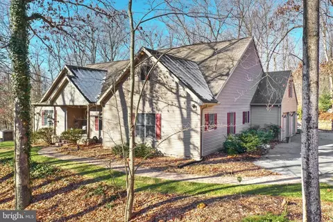 4449 Sunny Slope Rd, Glen Rock, PA 17327