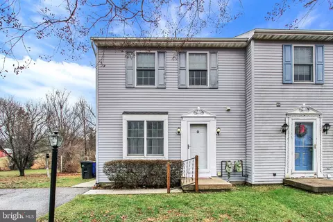 118 Shawnee Dr, Stewartstown, PA 17363