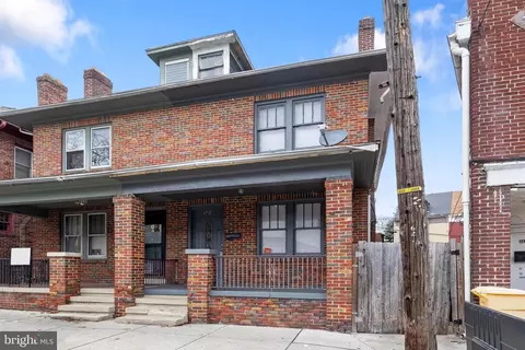 341 E College Ave, York, PA 17403