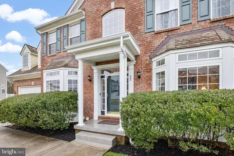 22 Hunt Run Dr, New Freedom, PA 17349