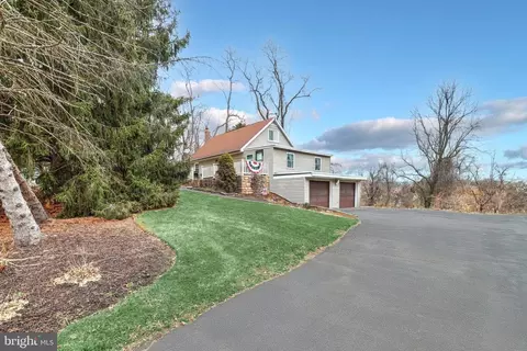 3845 Lewisberry Rd, Lewisberry, PA 17339
