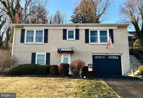 278 Pine St, Glen Rock, PA 17327