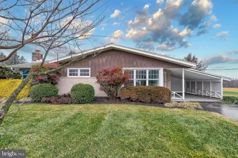 4645 Darlington Rd, York, PA 17408