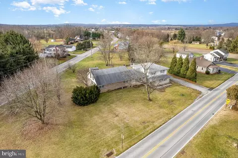 2524 Stillmeadow Ln, York, PA 17404